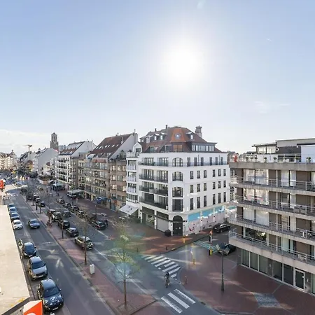 17 - Off Market Fully Renovated Luxury For Rent In The Heart Of Apartment