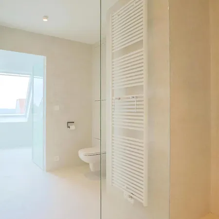 17 - Off Market Fully Renovated Luxury For Rent In The Heart Of Apartment *