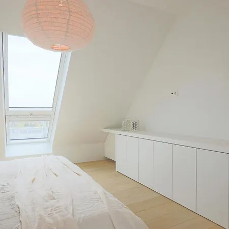 Apartment 17 - Off Market Fully Renovated Luxury For Rent In The Heart Of *