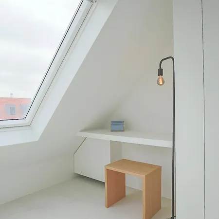 17 - Off Market Fully Renovated Luxury For Rent In The Heart Of Apartment