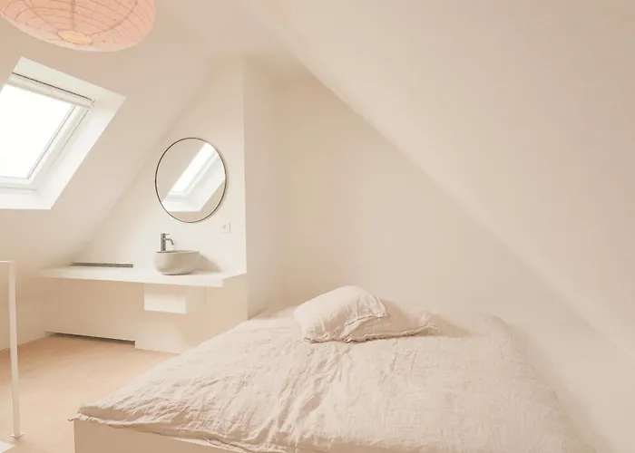 17 - Off Market Fully Renovated Luxury For Rent In The Heart Of Knokke-Heist